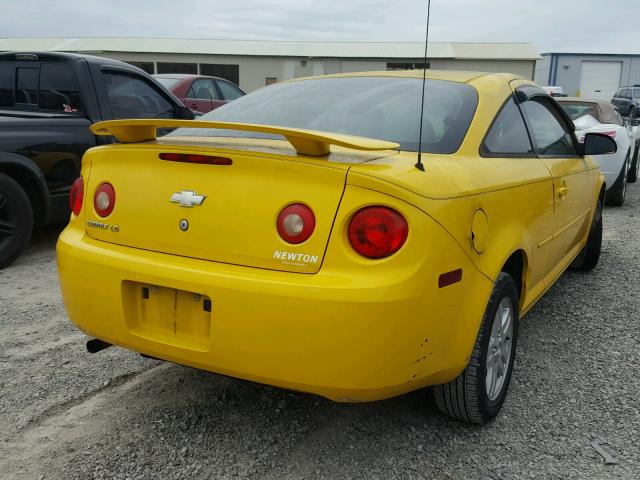 1G1AL12F157652877 - 2005 CHEVROLET COBALT LS YELLOW photo 4