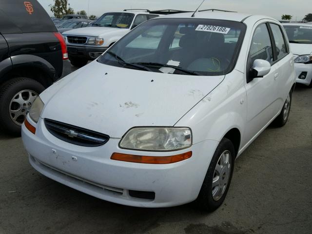KL1TD62615B450121 - 2005 CHEVROLET AVEO BASE Beyaz fotoğraf 2