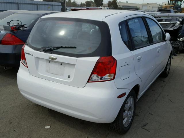 KL1TD62615B450121 - 2005 CHEVROLET AVEO BASE Beyaz fotoğraf 4