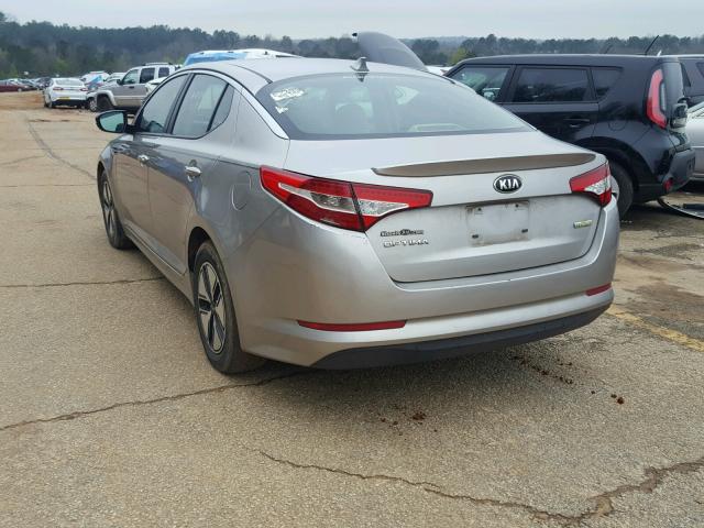 KNAGM4ADXD5058361 - 2013 KIA OPTIMA HYB SILVER photo 3