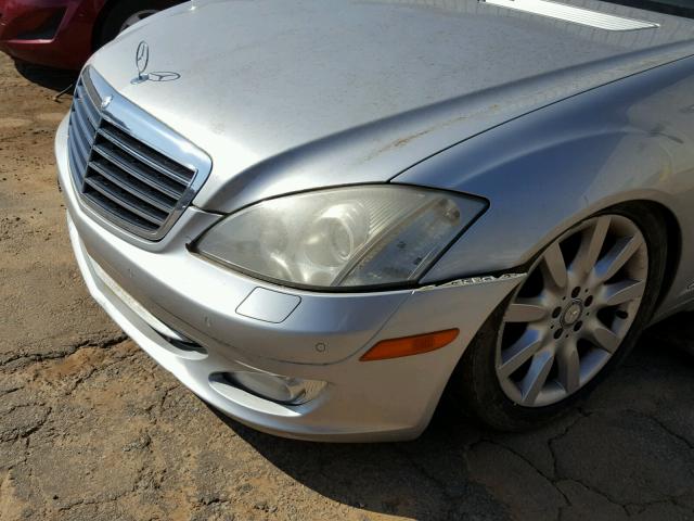 WDDNG71X38A173609 - 2008 MERCEDES-BENZ S 550 SILVER photo 9