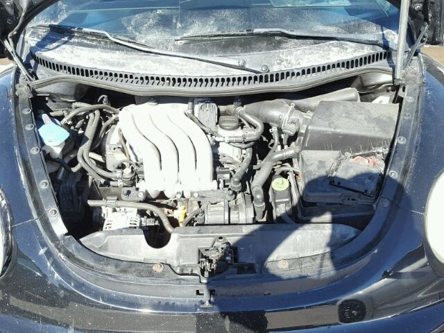 3VWCK21C22M460172 - 2002 VOLKSWAGEN NEW BEETLE 黑色 照片 7