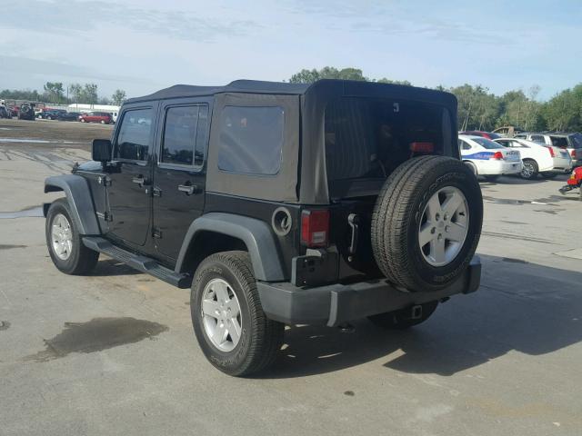 1C4BJWDG4EL116467 - 2014 JEEP WRANGLER U BLACK photo 3