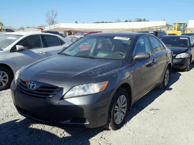 4T4BE46K69R098307 - 2009 TOYOTA CAMRY BASE GRAY photo 2