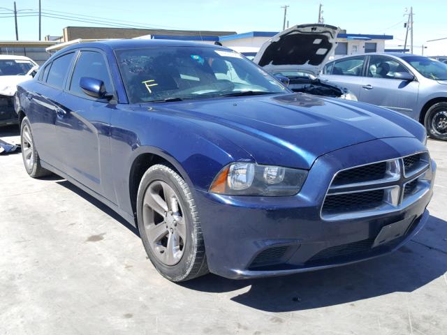 2C3CDXBG9DH735117 - 2013 DODGE CHARGER SE BLUE photo 1