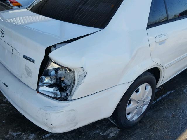 JM1BJ2224Y0261112 - 2000 MAZDA PROTEGE DX WHITE photo 9