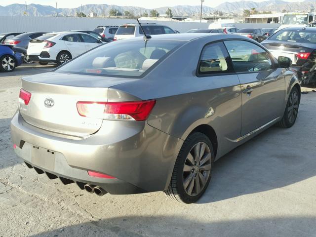 KNAFW6A30B5433163 - 2011 KIA FORTE SX GRAY photo 4