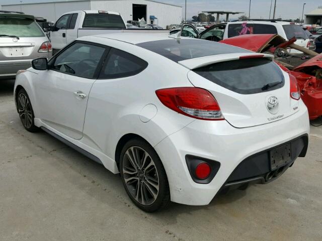 KMHTC6AE2GU294324 - 2016 HYUNDAI VELOSTER T WHITE photo 3