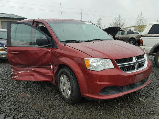 2D4RN4DG2BR722881 - 2011 DODGE GRAND CARA RED photo 1