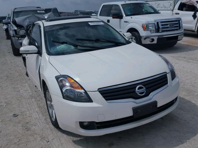 1N4BL21E38C245672 - 2008 NISSAN ALTIMA 3.5 WHITE photo 1