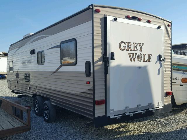 4X4TCKA24GK030935 - 2016 WILDWOOD GREY WOLF WHITE photo 3