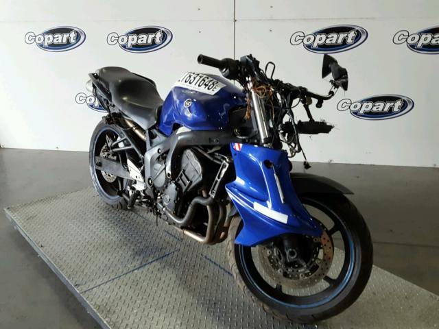 JYARJ08E56A008145 - 2006 YAMAHA FZ6 BLUE photo 1