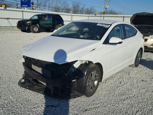 5NPD84LF1HH070915 - 2017 HYUNDAI ELANTRA SE WHITE photo 2