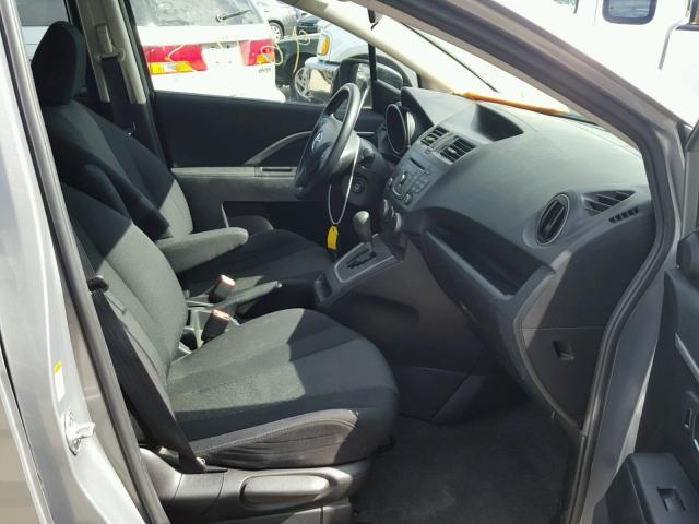 JM1CW2BL2C0115153 - 2012 MAZDA 5 SILVER photo 5