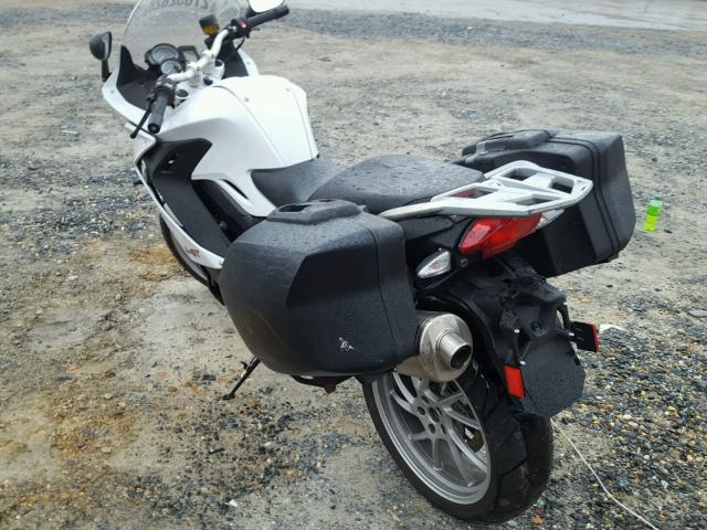 WB10B1309DZF87179 - 2013 BMW F800 GT WHITE photo 3