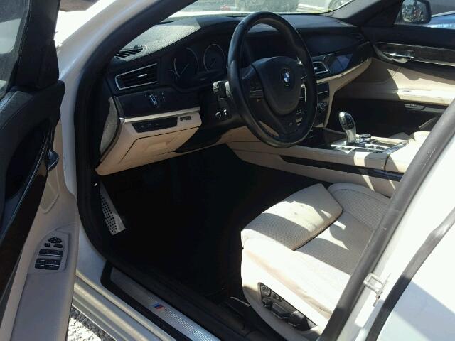 WBAKB8C57CC965043 - 2012 BMW 750LI WHITE photo 9