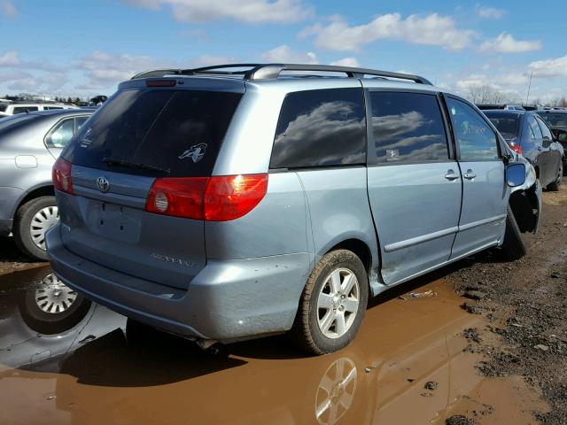 5TDZK22C09S238977 - 2009 TOYOTA SIENNA XLE BLUE photo 4