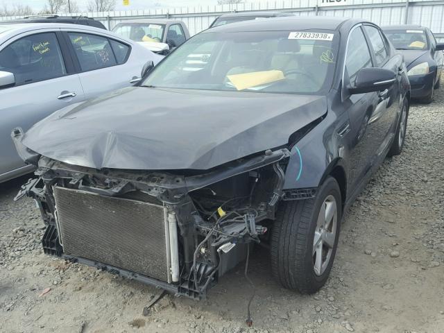 5XXGM4A72FG396753 - 2015 KIA OPTIMA BLACK photo 2