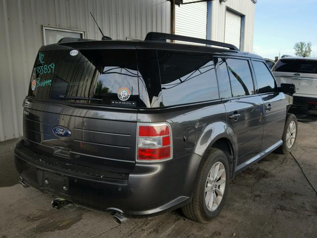 2FMGK5B82FBA12047 - 2015 FORD FLEX SE CHARCOAL photo 4