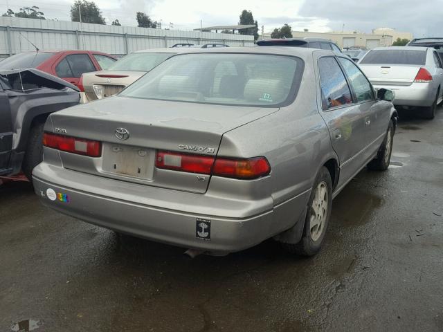 4T1BF22K7VU017343 - 1997 TOYOTA CAMRY CE GOLD photo 4