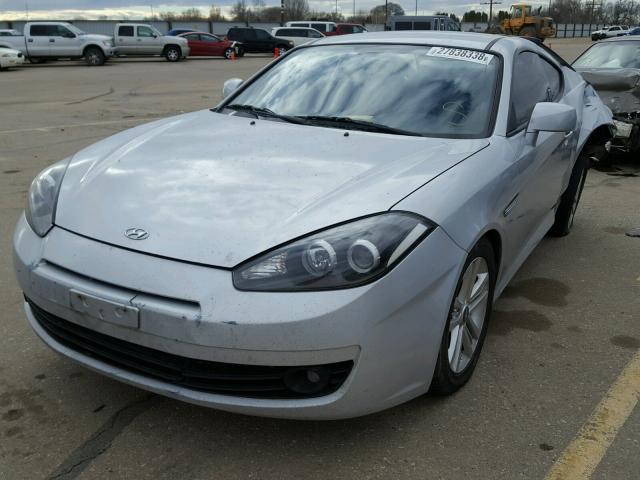 KMHHM66D58U269681 - 2008 HYUNDAI TIBURON GS SILVER photo 2