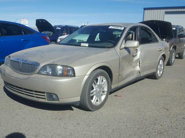 1LNHM87AX4Y648792 - 2004 LINCOLN LS 金色 照片 2