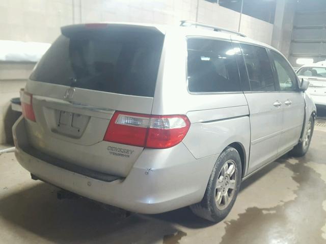 5FNRL38825B028613 - 2005 HONDA ODYSSEY TO SILVER photo 4