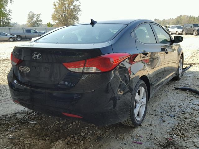 5NPDH4AE8DH236190 - 2013 HYUNDAI ELANTRA GL BLACK photo 4