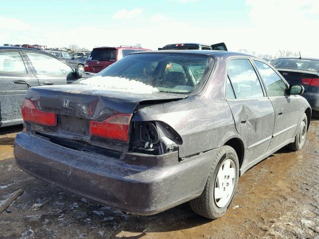 1HGCG1640WA023100 - 1998 HONDA ACCORD LX PURPLE photo 4