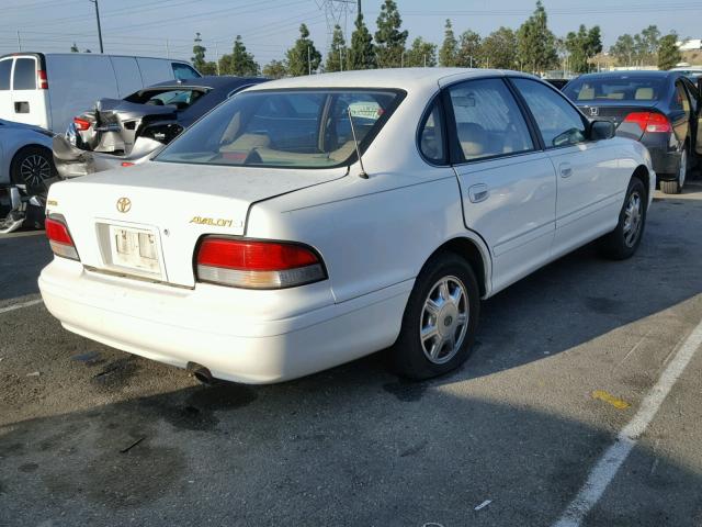 4T1BF12B9TU069581 - 1996 TOYOTA AVALON XL WHITE photo 4