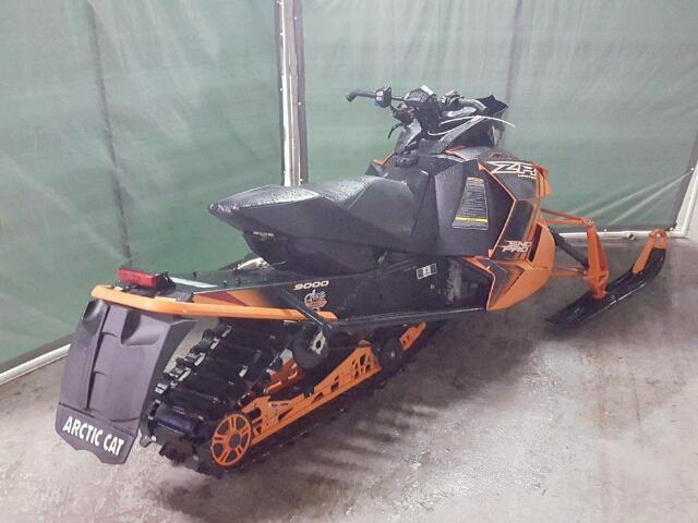 4UF14SNW3ET108046 - 2014 ARCT ZR SNOPRO ნარინჯისფერი ფოტო 4