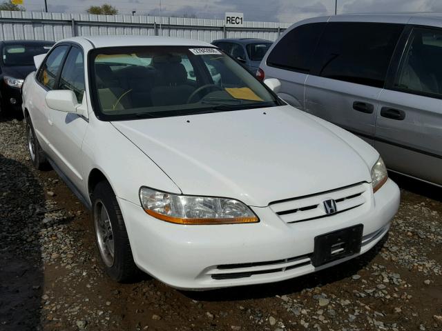 1HGCG66552A168956 - 2002 HONDA ACCORD LX WHITE photo 1