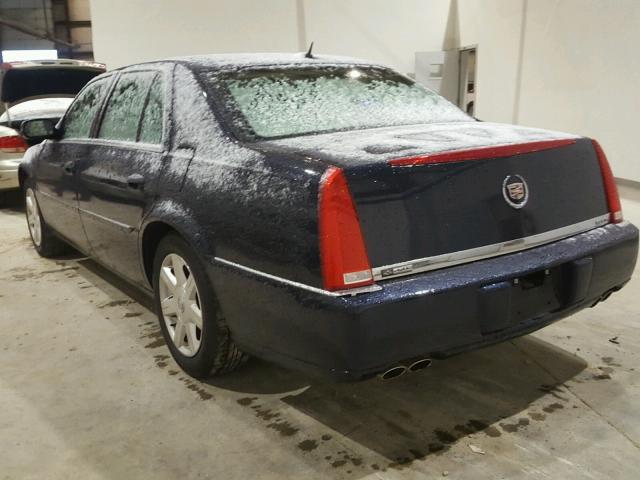 1G6KD57Y57U174903 - 2007 CADILLAC DTS BLUE photo 3