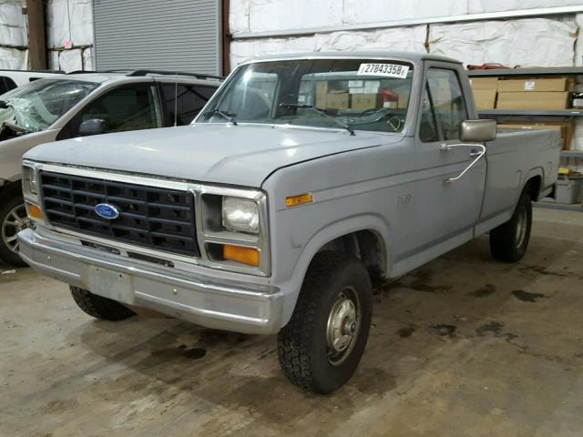 1FTEF14N1FPB34998 - 1985 FORD F150 WHITE photo 2