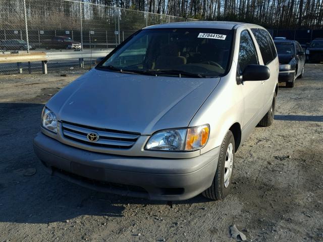 4T3ZF19C01U398588 - 2001 TOYOTA SIENNA CE TAN photo 2