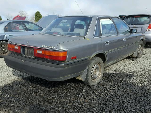 JT2VV21E9K0052140 - 1989 TOYOTA CAMRY DLX GRAY photo 4