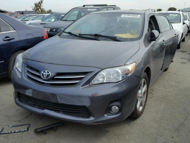 2T1BU4EE3DC973023 - 2013 TOYOTA COROLLA BA GRAY photo 2