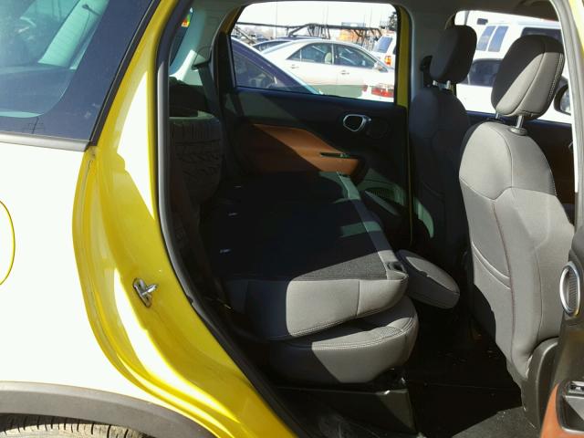 ZFBCFADH8EZ021430 - 2014 FIAT 500L TREKK YELLOW photo 6