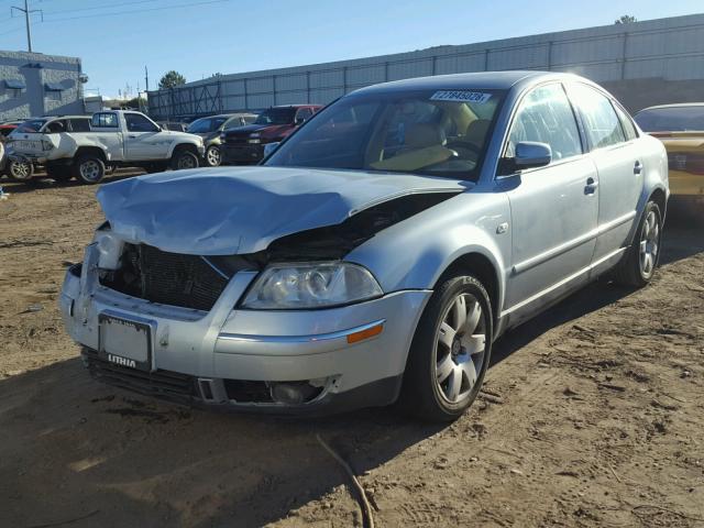 WVWTH63B51E124355 - 2001 VOLKSWAGEN PASSAT GLX 蓝色 照片 2