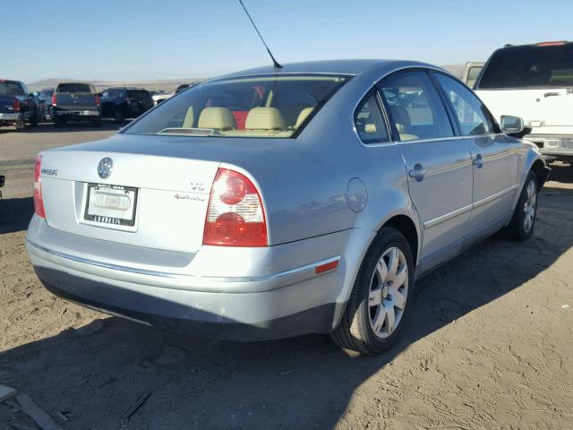 WVWTH63B51E124355 - 2001 VOLKSWAGEN PASSAT GLX 蓝色 照片 4