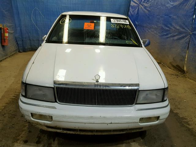 1C3XA3633PF569273 - 1993 CHRYSLER LEBARON LE WHITE photo 9