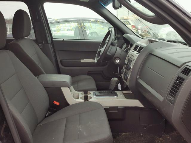 1FMCU9DG8CKC50846 - 2012 FORD ESCAPE XLT BLACK photo 5