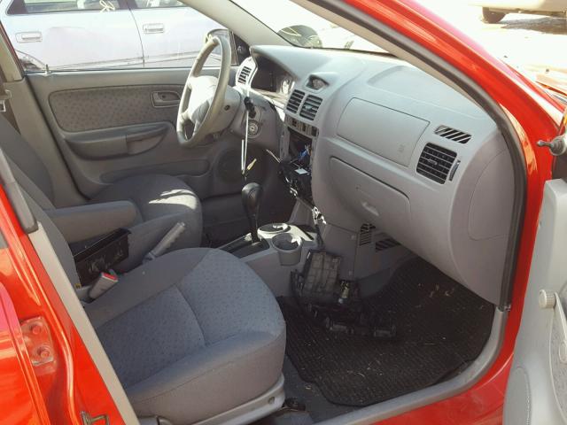 KNADC125146306566 - 2004 KIA RIO RED photo 5