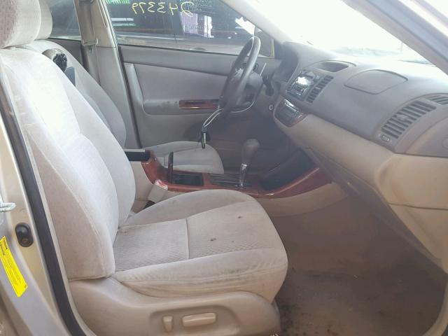 4T1BE30K33U690266 - 2003 TOYOTA CAMRY LE GOLD photo 5