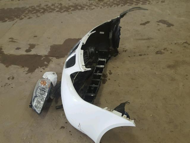 1G2ZG57B394112387 - 2009 PONTIAC G6 WHITE photo 9