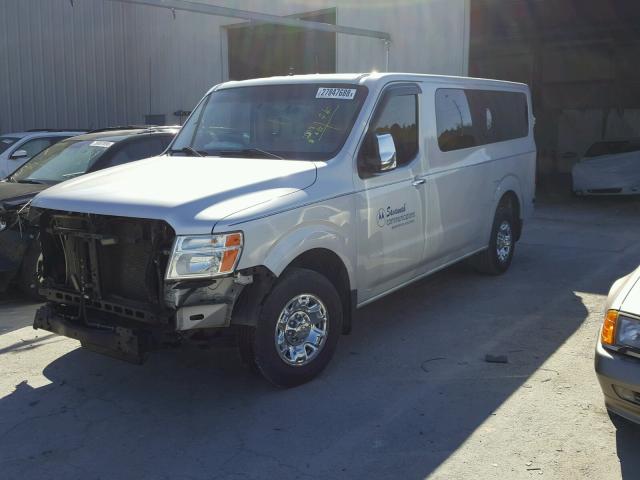 5BZBF0AA0CN200558 - 2012 NISSAN NV 3500 SILVER photo 2