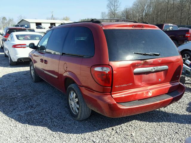 2C4GP74L34R617685 - 2004 CHRYSLER TOWN & COU MAROON photo 3