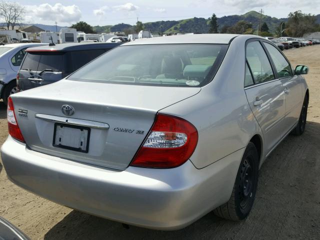 4T1BE32K63U245565 - 2003 TOYOTA CAMRY LE SILVER photo 4