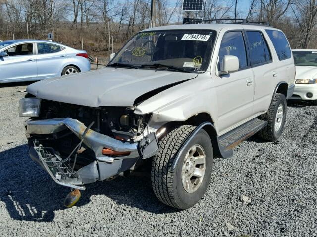 JT3HN86R2W0138659 - 1998 TOYOTA 4RUNNER SR BEIGE photo 2