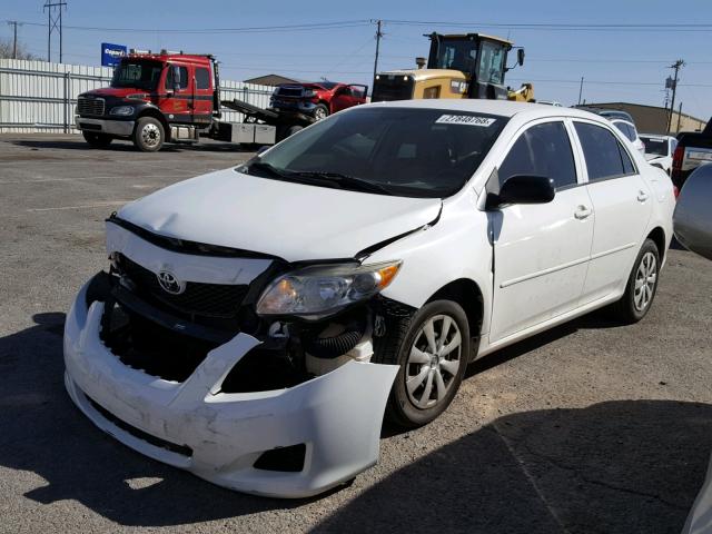 1NXBU40E69Z013594 - 2009 TOYOTA COROLLA BA WHITE photo 2